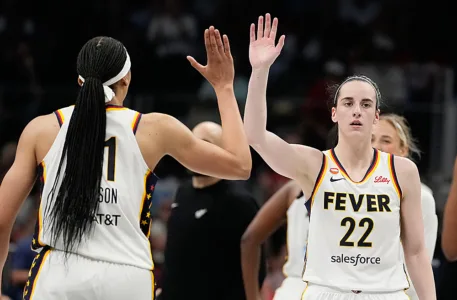 Clark praises Fever for being 'super resilient'